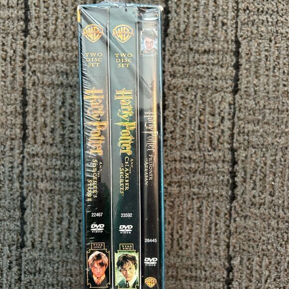 New! Never opened. Harry Potter dvd set movies 1-3 6 dvd set - Picture 2 of 4